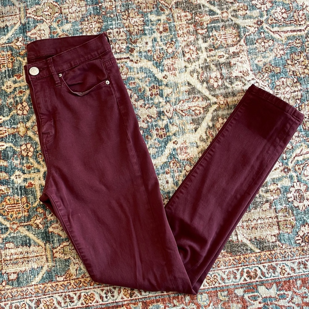 BDG maroon high rise stretchy denim - size 26